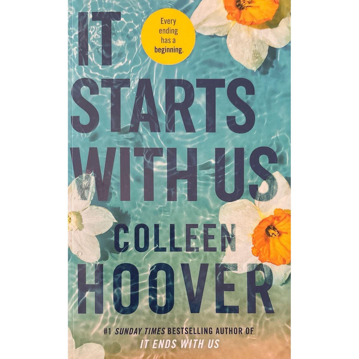 ISBN: 9781398518179 / 1398518174 - It Starts With Us by Colleen Hoover [2022]
