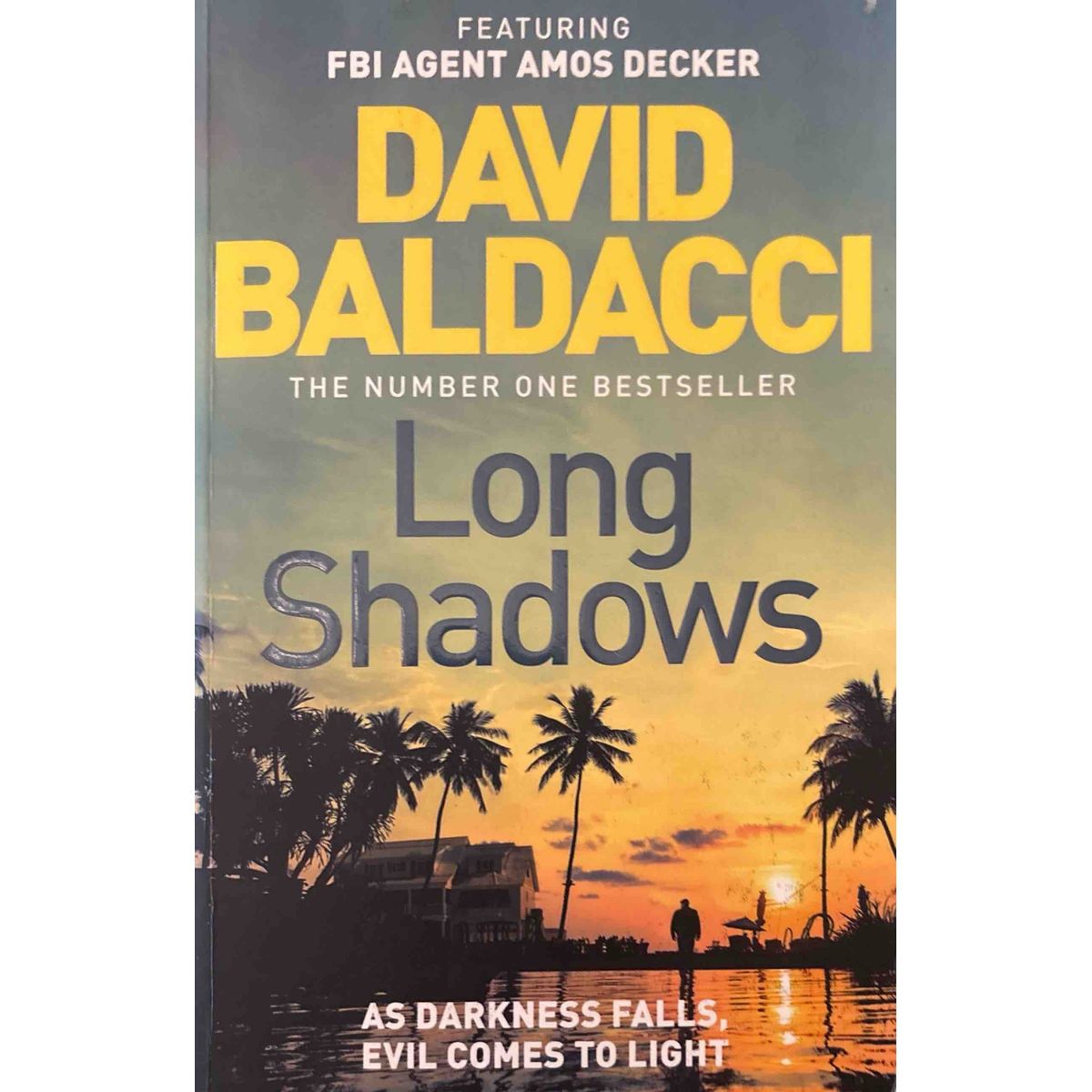ISBN: 9781529061901 / 1529061903 - Long Shadows by David Baldacci [2022]