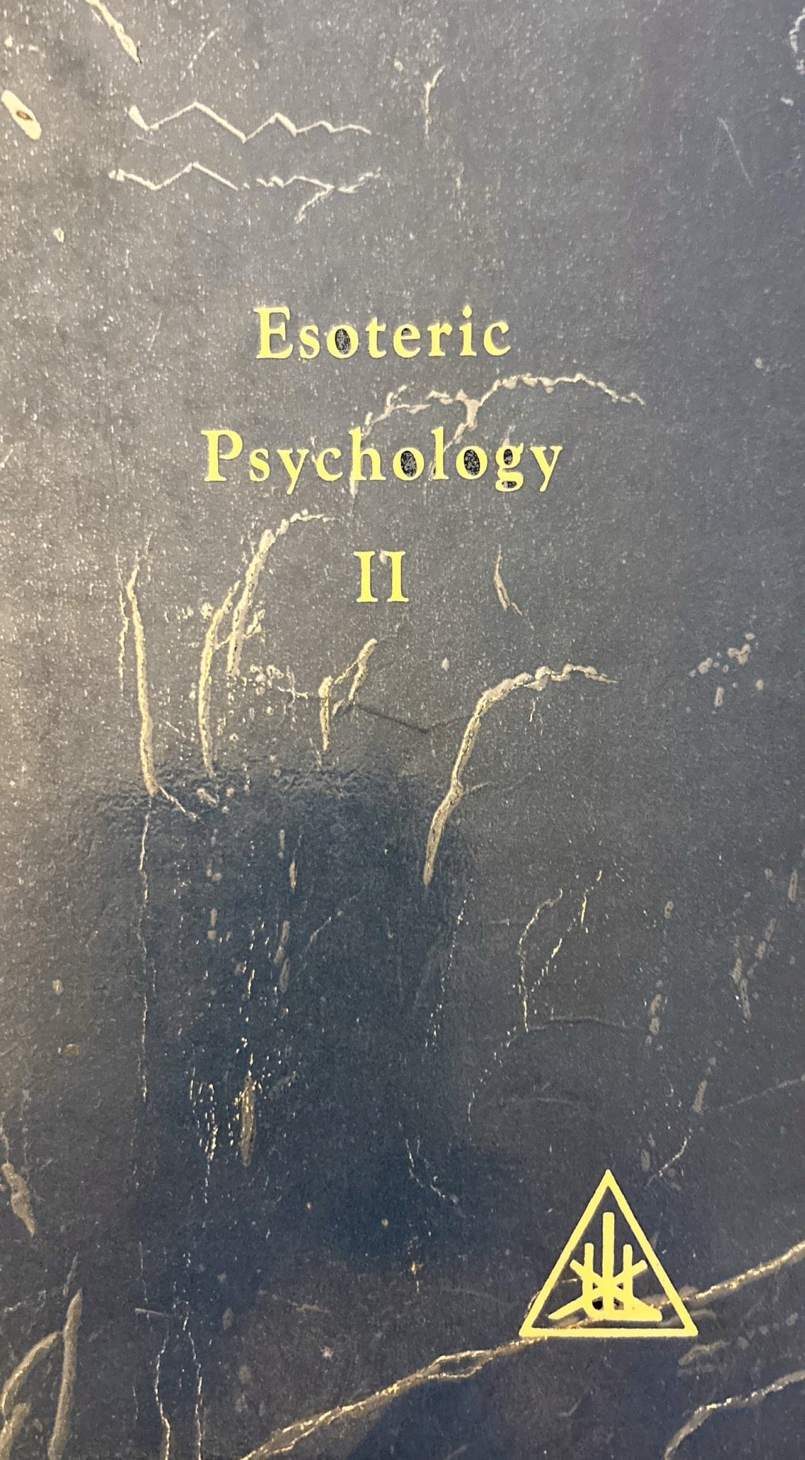 Esoteric Psychology II: A Treatise on the Seven Rays by Alice A. Bailey