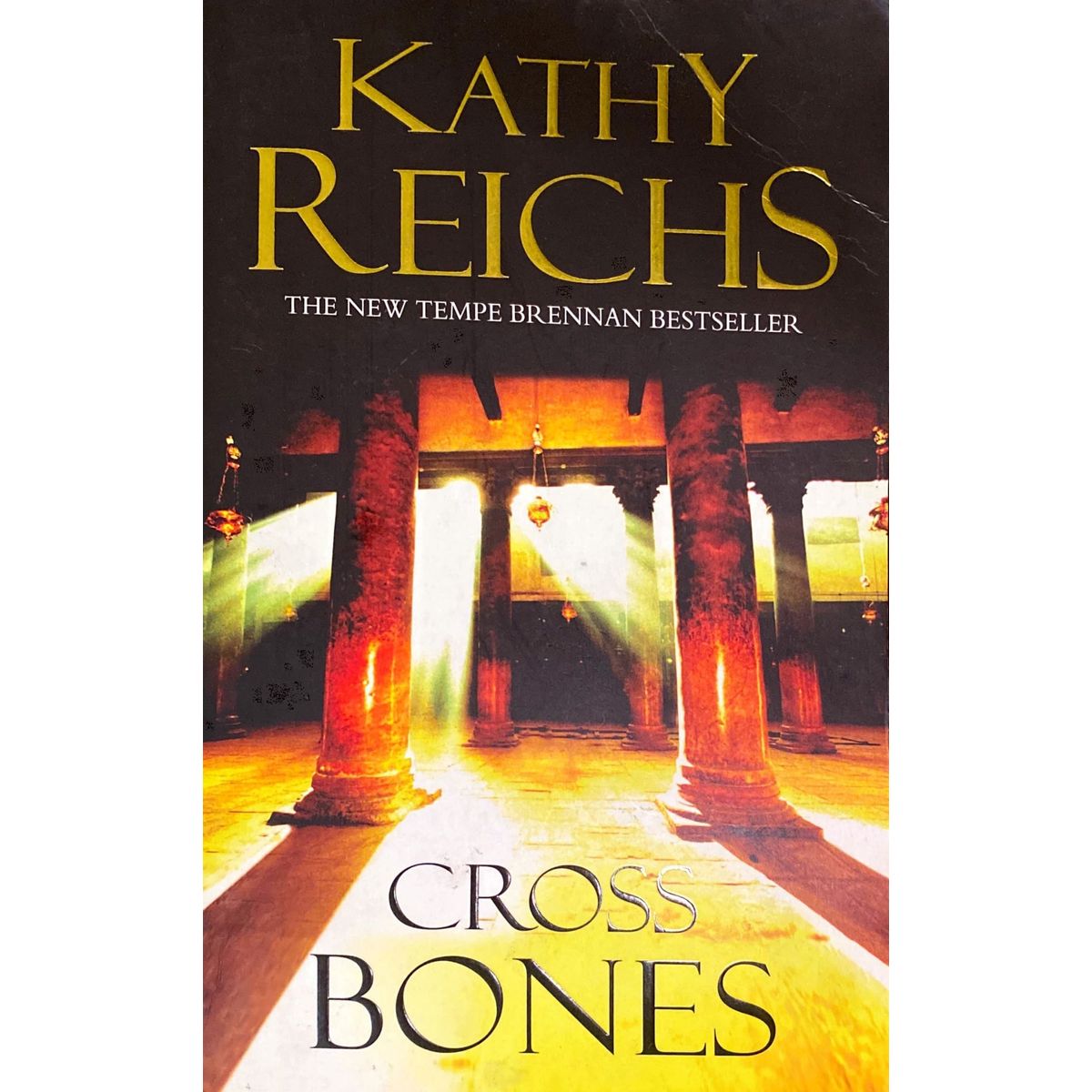ISBN: 9780434010417 / 0434010413 - Cross Bones by Kathy Reichs [2005]